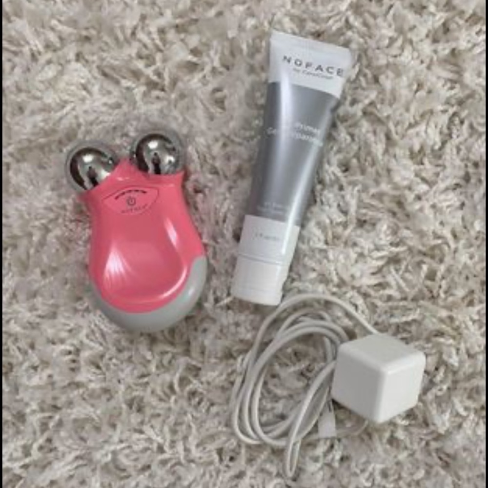 Nuface mini and gel never used